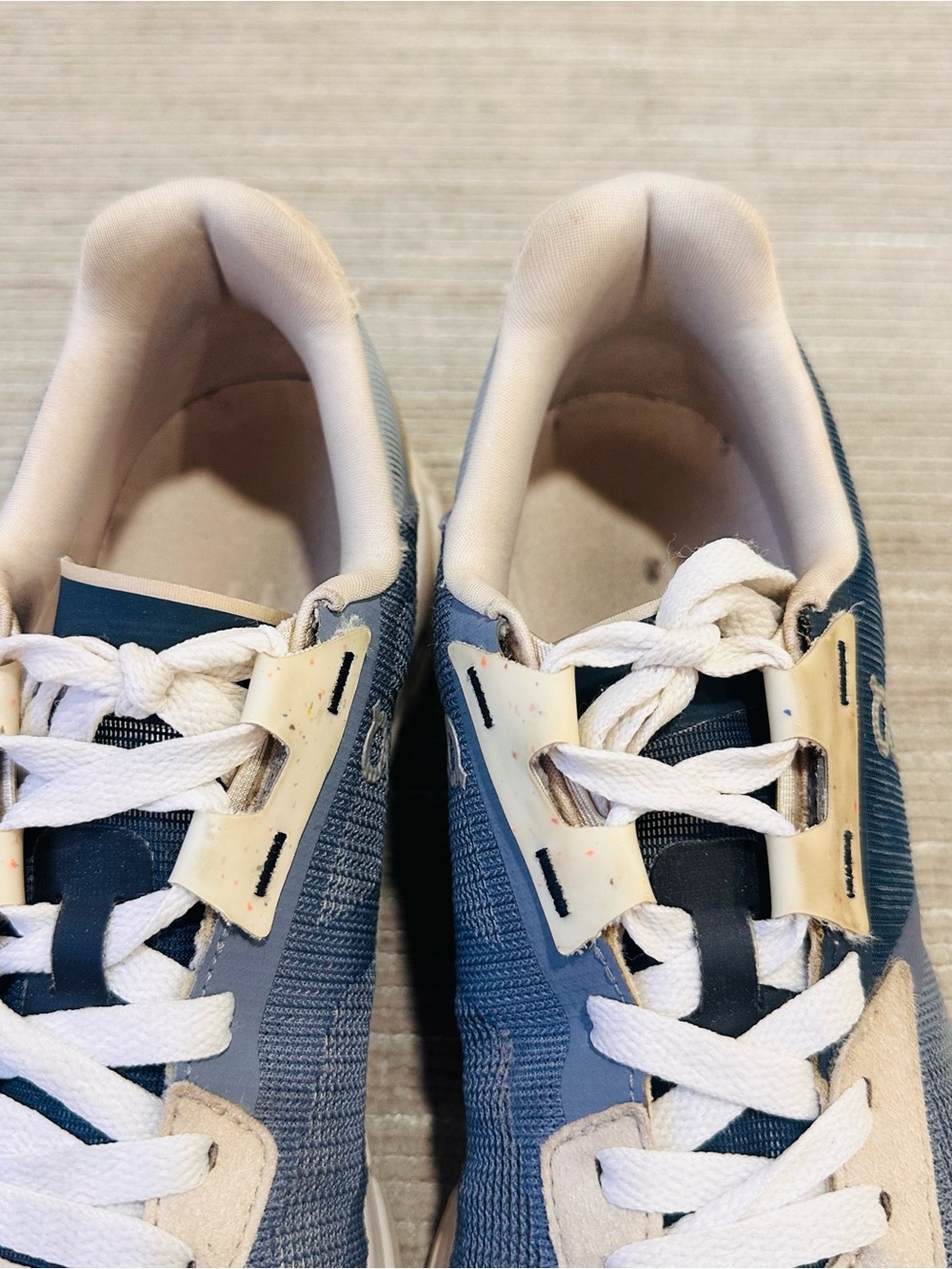 On Cloudrift Women's Walking Shoes Metal/Navy Blue Beige Size US 8 / EU 39 - Picture 7 of 11